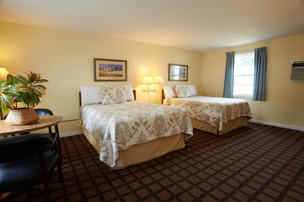 Clinton Motel Екстер'єр фото