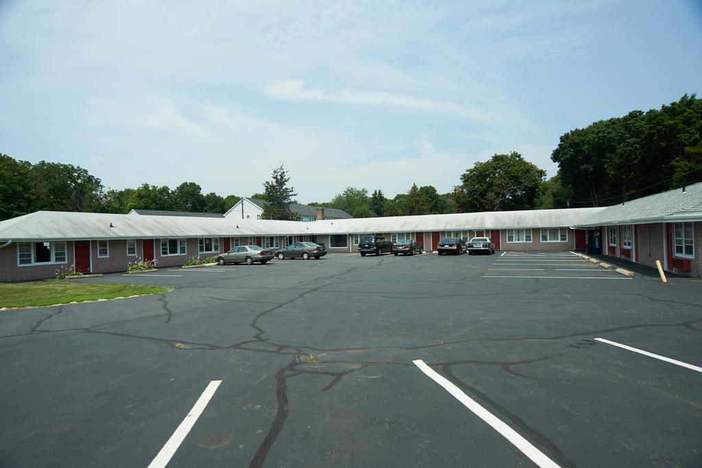 Clinton Motel Екстер'єр фото